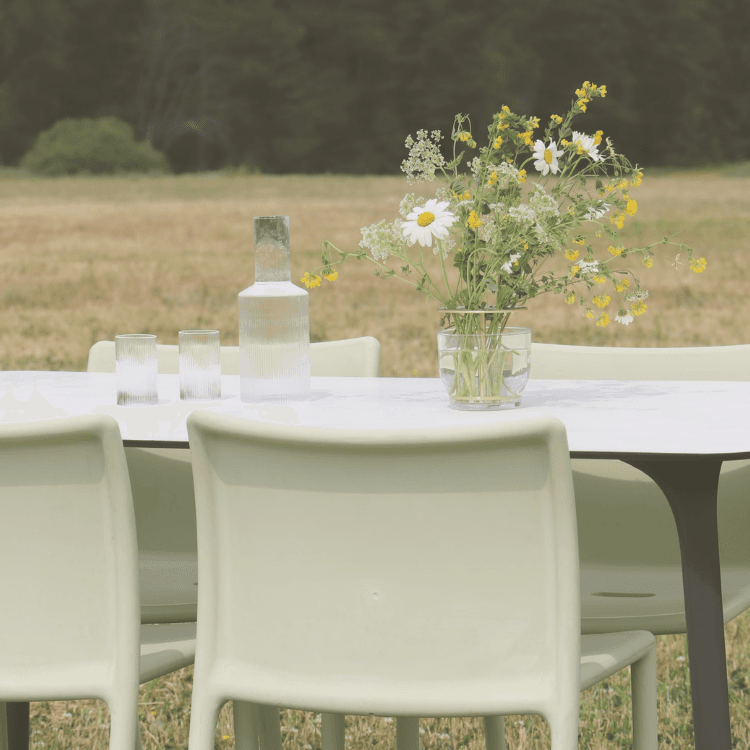 Våren är här - flytta ut med oss!