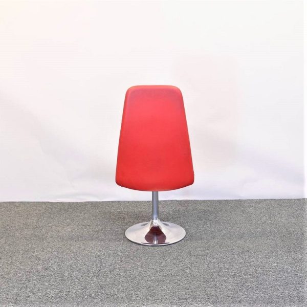 Vit/Röd stol Viggen Johanson Design
