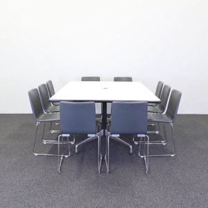 Konferensbord/Mötesbord Eames Segmented Table från Vitra