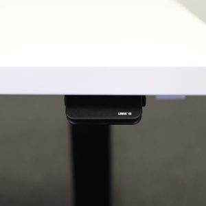 Elektriskt höj- och sänkbart skrivbord Snitsa Slide SA MÖBLER