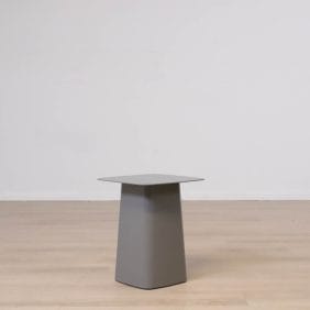 Sidobord Metal Side Table Fyrkantigt | VITRA