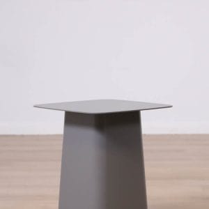 Sidobord Metal Side Table Fyrkantigt | VITRA