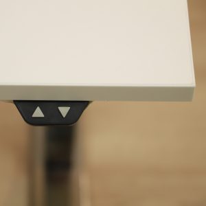 Elektriskt höj- och sänkbart skrivbord 120 cm | FORM2