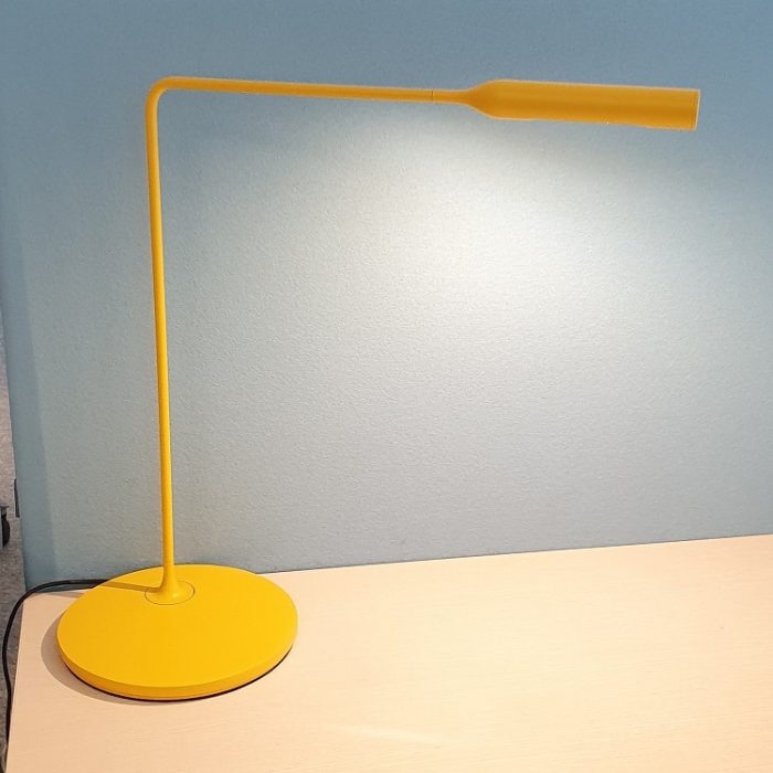 Skrivbordslampa Flo Desk | LUMINA