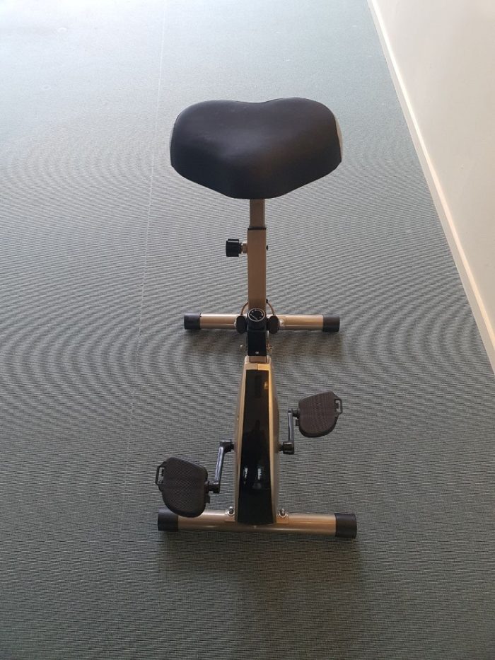 Deskbike Skrivbordscykel | SportOffice