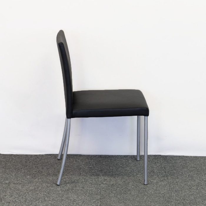 Fikastol Deen Chair WALTER KNOLL