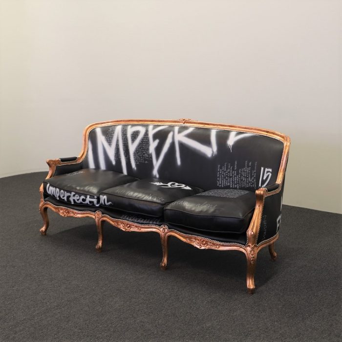 Soffa Imperfection | JIMMIE MARTIN