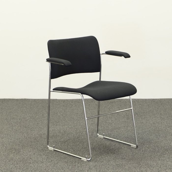 Konferensstol Armchair 40/4 | HOWE