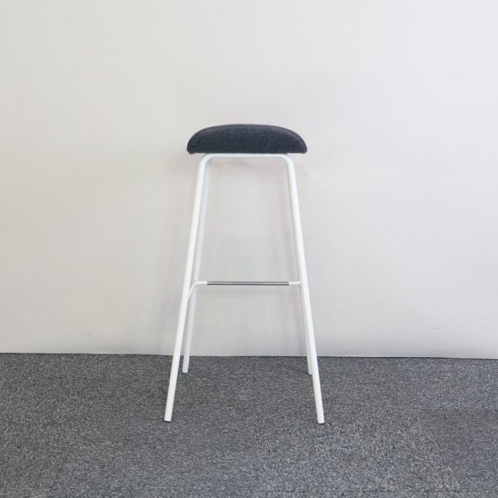 Barpall Feather Stool | EDSBYN