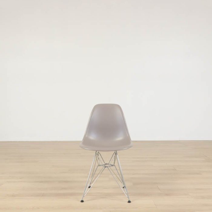 https://rafz.se/fore-och-Stol Eames Fiberglass Side Chair DSR | VITRA