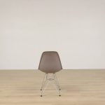 Stol Eames Fiberglass Side Chair DSR | VITRA