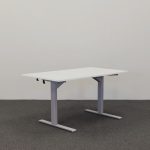 Elektriskt höj- och sänkbart skrivbord Swedstyle