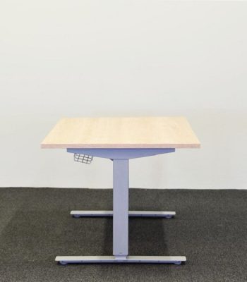 Höj- och sänkbart skrivbord