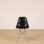 Stol Eames Fiberglass Side Chair
  DSR