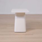 Sidobord Metal Side Table