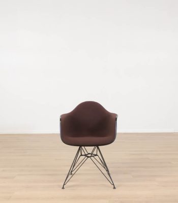 Konferensstol Eames Fiberglass Armchair DAR