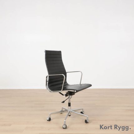 Kontorsstol inspirerad av EA 119 VITRA