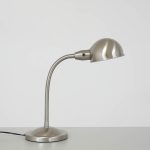 Skrivbordslampa A0301