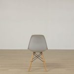 Caféstol Eames Plastic Chair