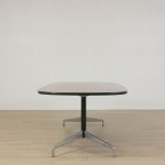 Mötesbord Eames Segemented Table