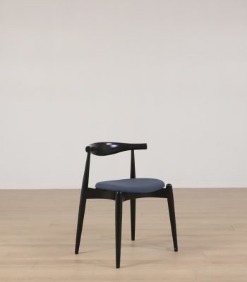 Karmstol CH20 Elbow Chair