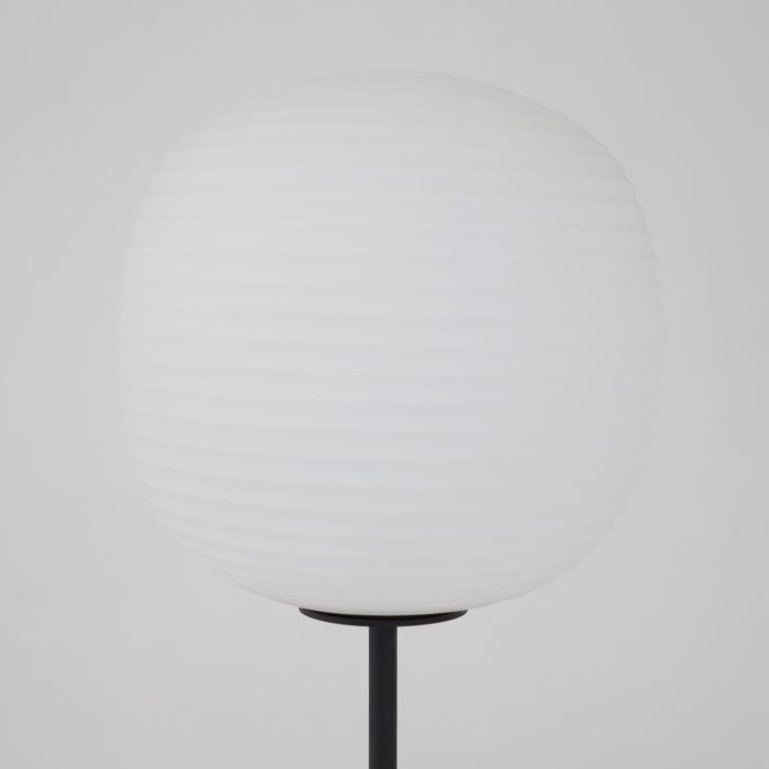 Golvlampa Lantern