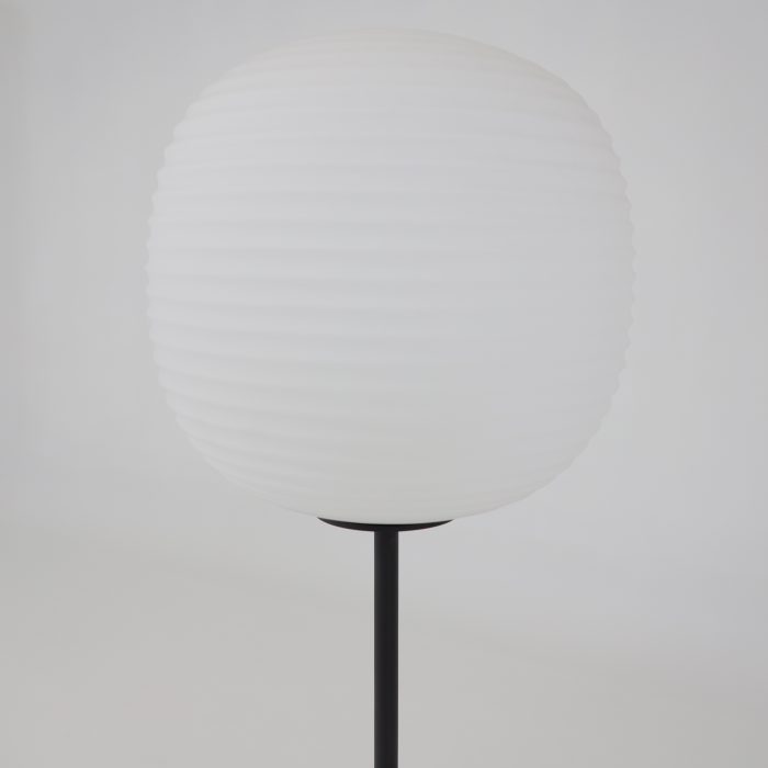 Golvlampa Lantern