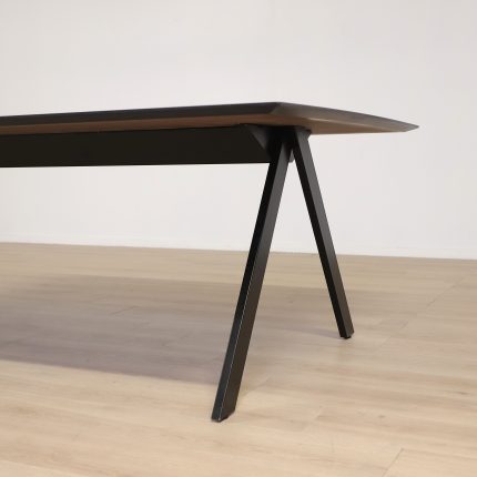 Konferensbord Peak XL Johanson Design