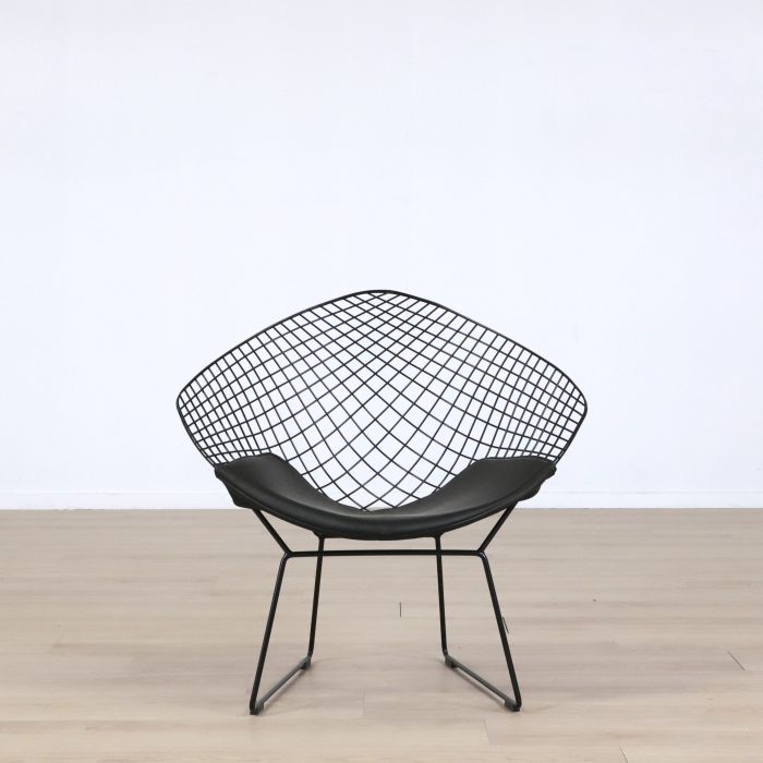 Loungestol inspirerad av Diamond KNOLL