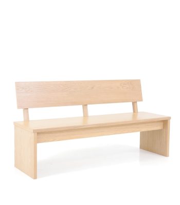 Träbänk med ryggstöd