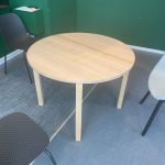 Ikea runt konferensbord