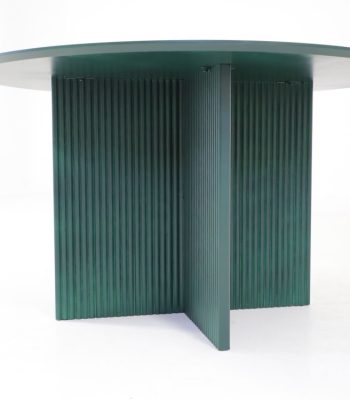 Omlackerat bord Rafz