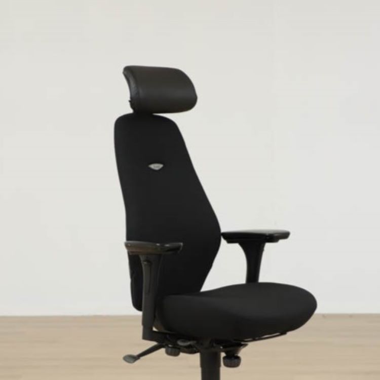 Klädsel till Kinnarps Plus